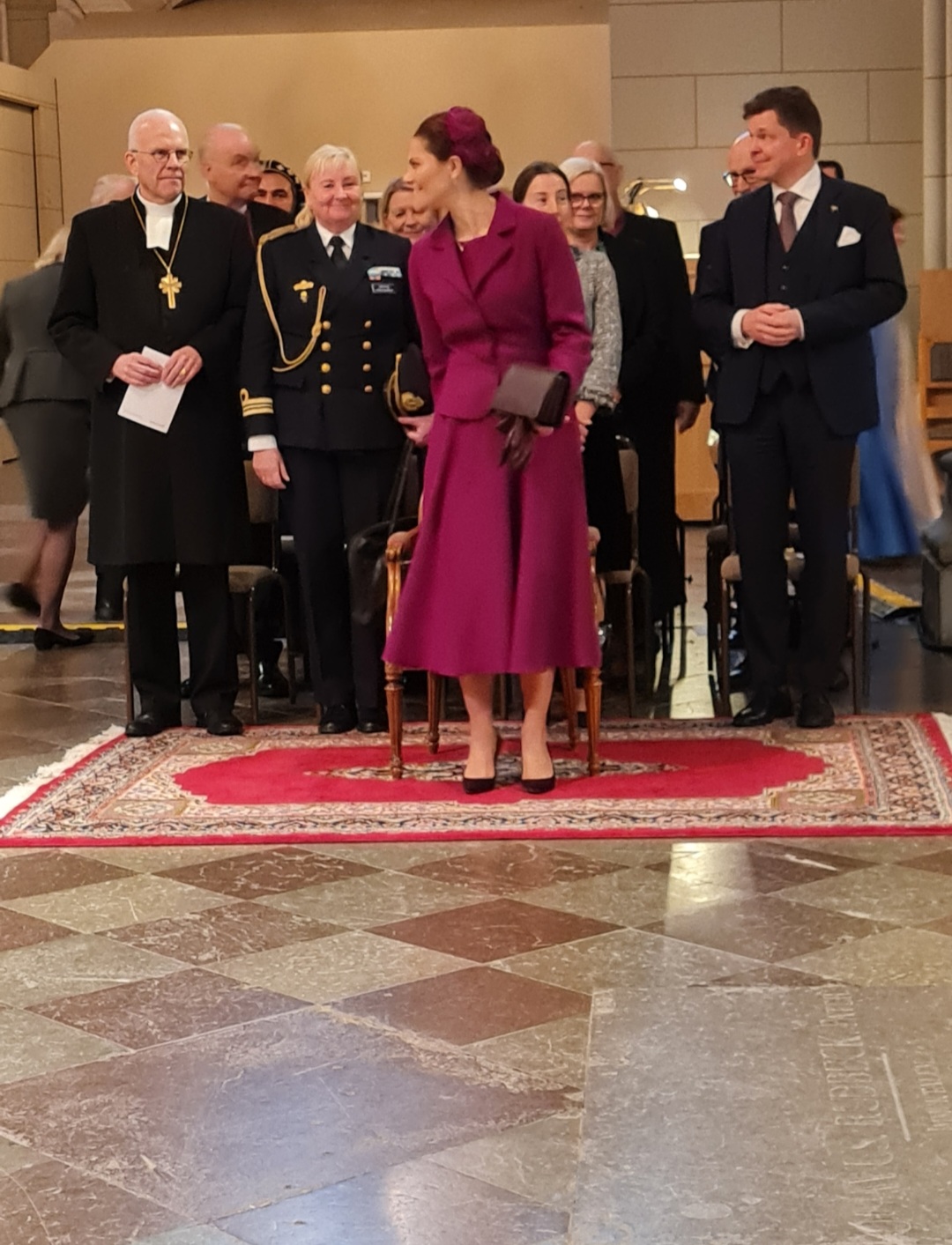 Här ser vi kronprinsessan i en fin dress på Uppsala Domkyrkan.