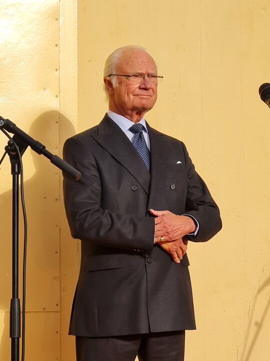 När vår kung Carl Gustaf övernattar på hotell tar han alltid det finaste rummet. Här på Furunästet finns mycket fina rum som dessutom är historiska.